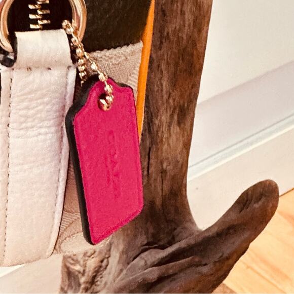 COACH - DEMPSEY CAMERA BAG PURSE IN SIGNATURE JACQUARD WITH PATCH - Picture 4 of 11